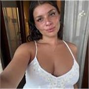 Offro aiuto compiti ai ragazzi delle medie e elementari. Studentessa universitaria con una media alta, diplomata con 100 e lode