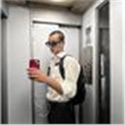 Studente di Ingegneria Meccanica, do lezioni di Matematica per ragazzi del Liceo, così come di Analisi Matematica I, Algebra ecc