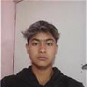 Estudiante de universidad recién ingresado, dominio de comunicación y presente los valores