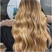 Clases de Peluquería con Estilista Profesional – Aprende técnicas reales de salón