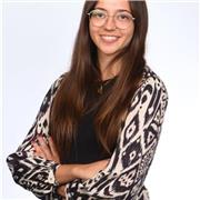 Graduada en ADE. Apoyo escolar online para Primaria y de Economía, Historia y Matemáticas para ESO y Bachillerato