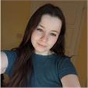 Educadora Infantil, responsable, empática, con capacidad creativa, paciente y comprometida.