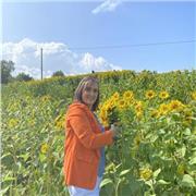 I love sharing my knowledge of accounting with any level student