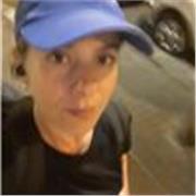 Illustratrice passionnée depuis plus de 6 ans, je partage avec enthousiasme mon savoir-faire dans l'art du dessin, de la vignette et de la bande dessinée, le tout accompagné d'un grand sourire !