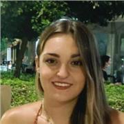 Profesora de Educación Primaria con cursos relacionados con los Déficits de atención y TDAH, con gran experiencia en cuidado de niños y clases particulares