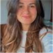 Doy clases a todas personas y trabajo en mis clases cotidiano, refuerzo y tudo aquilo que el alumno necesita de manera sencilla