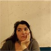 ¡Descubre la Criminología de manera dinámica y divertida con una experta online! 🍫