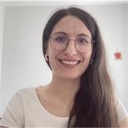 Docteure en histoire ancienne, j'offre des cours particuliers d'histoire ancienne, d'archéologie et de latin à distance. 