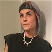 Offro ripetizioni/aiuto compiti online a bambini scuola primaria e secondaria I grado in materie letterarie o lingua inglese. 