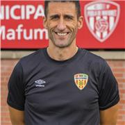 Soy un chico navarro, afincado en Tarragona. Tengo una gran vocación de servicio y te garantizo que conmigo podrás aprender español de forma relajada, natural y distendida.