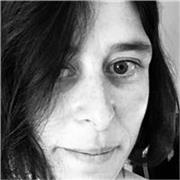 Als Französischlehrerin bringe ich 15 Jahre Erfahrung aus dem französischen Grundschulunterricht mit.