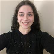 Profesora de apoyo en materias de primaria de todo tipo. Especialmente lenguas.