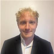 Profesor titulado con experiencia en el extranjero con muchas ganas de enseñar de manera individual y adaptada