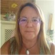 Profesora de matemáticas paciente y clara con amplia experiencia para niveles de primaria, Secundaria, Bachiller y Universidad.