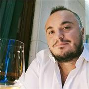 Laureato magistrale in Storia per ripetizioni materie letterarie-umanistiche e aiuto allo studio