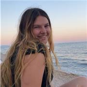 Doy clases particulares de Matemáticas básicas, aunque también estoy especializada para otras asignaturas