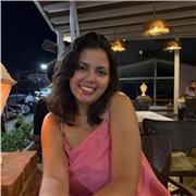 English Tutor – Helping Beginners and Advanced Learners Improve Step by Step