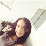 Profesora de Inglés con excelente trato al estudiante, muy flexible, con alto grado de empatía y adaptabilidad del ritmo de aprendizaje del estudiante