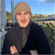 I give private lessons for GCSE and A-level chemistry in English and Welsh 