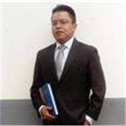 Profesor de historia de mexico imparte clases a niños y jóvenes de educación básica y media superior
