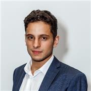 Degree holder in Politics, Philosophy, and Economics (University of Manchester) proficient in tutoring and lesson planning