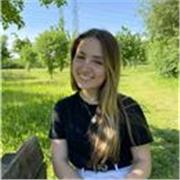 Ragazza diplomata in informatica e proseguo studi all’università statale di milano