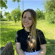 Ragazza diplomata in informatica e proseguo studi all’università statale di milano
