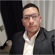 Secundario Bachiller Nacional y Tecnico Electromecanico. Actualmente cursando tec universitario Administracion