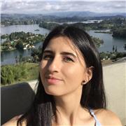 La profesora de castellano es didáctica y además imparte clases para los niños de todas las edades