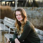 Native English teacher for all ages, kids and adults.