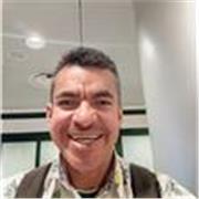 Apoio escolar e acadêmico para criança ou pessoa com necessidades especiais, apoio personalizado, direto e resultado prático.
