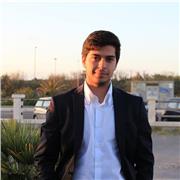 Diplomato al liceo scientifico e laureando in Farmacia, offre lezioni private di Scienze naturali, in particolare biologia e chimica