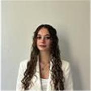 Je souhaite enseigner les mathématiques à des enfants pour les aider, de préférence à Toulouse et je vais passer mon Bts banque.  