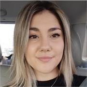 Soy una chica seria, me encanta enseñar todo lo que se a los niños, soy muy paciente y siempre salen los niños satisfechos conmigo