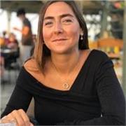 A CELTA-certified teaching professional with over 10 years of experience in teaching English to young students and adults. 

