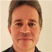 Profesor de Literatura, Redacción, Estilo y Escritura Creativa en todos los géneros