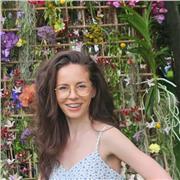 Personalized Online Nutrition Coaching I As an integrative nutritionist with a Master's degree, I help you bu