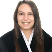 Estudiante del último curso en Grado de Química imparte clases de repaso a alumnos a todos los niveles