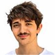 12 ans de stage au piano.Laureat de concours national en Russie. Je fais mes etudes au concervatoire de Toulouse. 18 ans