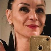 Offro ripetizioni a bambini e adolescenti in materie letterarie giuridiche e francese