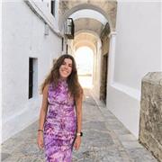 Soy Ane, psicóloga sanitaria y educativa. Me ofrezco para dar clases de refuerzo, psicología, filosofía y euskera