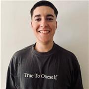 Estudiante de ADE responsable para ayudar con las materias difíciles.