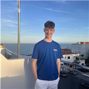 Chemistry tutor providing guidance and support for GCSE and A level chemistry students