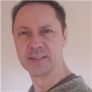 Doktor der Mathematik – ich helfe gerne bei Algebra, Analysis, Geometrie, Topologie und Python-Programmierung.