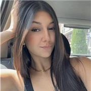 Me defino como una persona responsable, organizada y con actitud positiva. Me adapto con facilidad a nuevos entornos