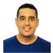 Maestro de Primaria imparte clases de refuerzo