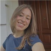 Diplomata al liceo linguistico, offro ripetizioni a elementari e medie