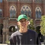 Profesor con más de 5 años de experiencia dando tutorías personalizadas