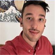 Il mio obiettivo è aiutare gli studenti a comprendere la materia in cui trovano difficoltà acquisendo autonomia e sicurezza.