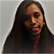 Enseignante de langues étrangères : Français et Anglais.